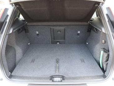 Volvo XC40 B3 — photo 10