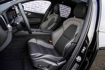 Volvo XC60 T6 Recharge AWD — photo 3