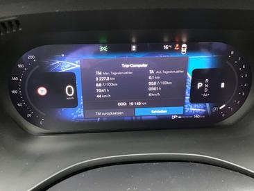 Volvo XC60 B5 — photo 22