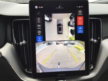 Volvo XC60 B5 — photo 25