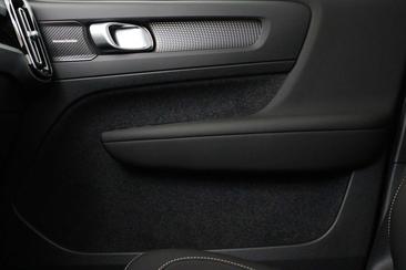 Volvo EC40 Coupé SUV Single Motor Extended Range — photo 24