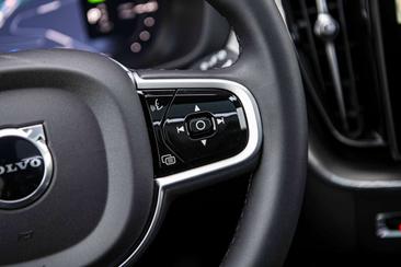 Volvo XC60 T6 Recharge AWD — photo 18