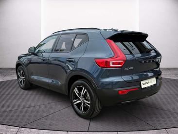 Volvo XC40 B3 Plus — photo 11