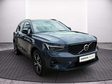 Volvo XC40 B3 Plus — photo 17
