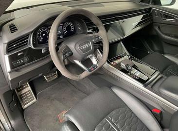 Audi RSQ8 — photo 11