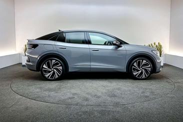 Volkswagen ID.5 Coupé SUV Pro — photo 6