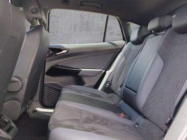 Volkswagen ID.5 Coupé SUV Pro Performance — photo 11