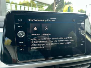 Volkswagen T-Roc 2.0 TDI 150 — photo 12