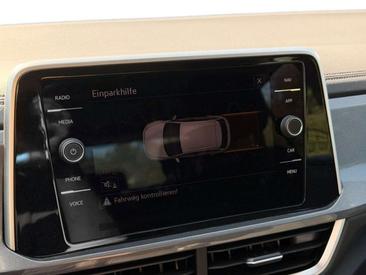 Volkswagen T-Roc 1.5 ETSI 150 — photo 14