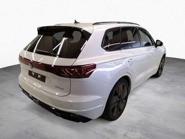 Volkswagen Touareg R EHybrid — photo 2