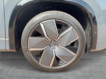 Volkswagen Tayron EHybrid 272 — photo 7
