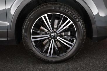 Volkswagen TIGUAN EHybrid — photo 41