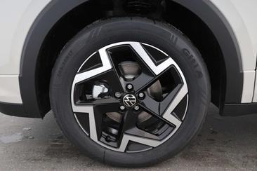 Volkswagen T-CROSS 1.5 TSI — photo 8