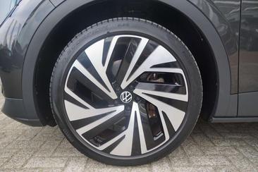 Volkswagen ID.4 Pro S — photo 14