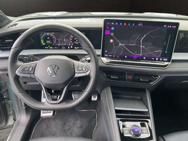 Volkswagen Tayron EHybrid 272 — photo 8