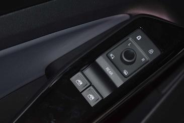 Volkswagen ID.4 Pro Performance — photo 15