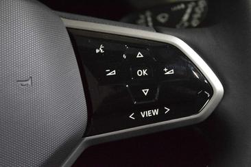 Volkswagen ID.4 Pro Performance — photo 18