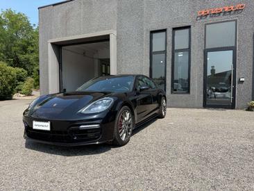 Porsche Panamera 4S — photo 2