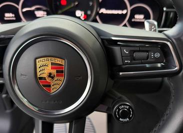 Porsche Panamera 4 E-Hybrid — photo 13