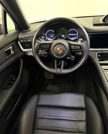 Porsche Panamera 4 E-Hybrid — photo 5