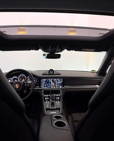 Porsche Panamera 4 E-Hybrid — photo 9