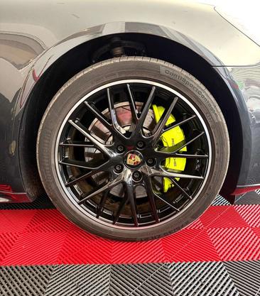 Porsche Panamera 4 E-Hybrid — photo 13