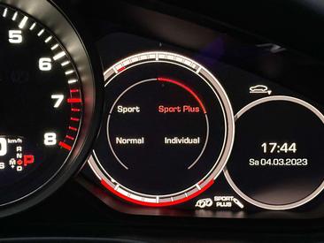 Porsche Panamera GTS — photo 23