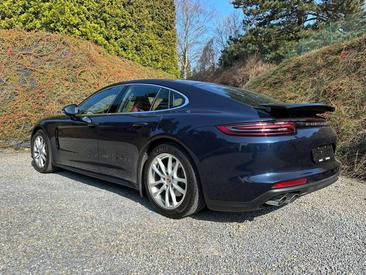 Porsche Panamera — photo 3