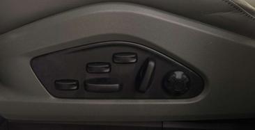 Porsche Macan I GTS Electric — photo 30