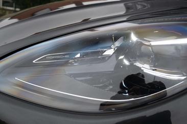 Porsche Macan — photo 10
