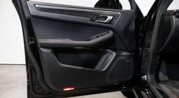 Porsche Macan I GTS — photo 30