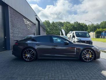 Porsche Panamera 4 E-Hybrid — photo 2