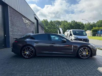 Porsche Panamera 4 E-Hybrid