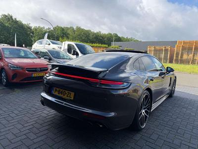 Porsche Panamera 4 E-Hybrid