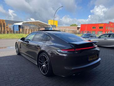 Porsche Panamera 4 E-Hybrid — photo 5