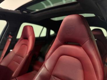 Porsche Panamera 4 E-Hybrid — photo 10