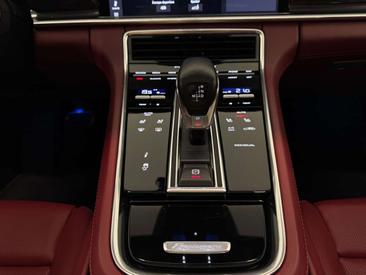 Porsche Panamera 4 E-Hybrid — photo 22