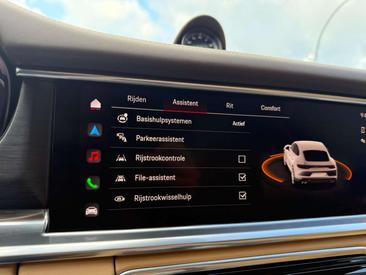 Porsche Panamera 4 E-Hybrid — photo 27
