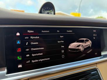 Porsche Panamera 4 E-Hybrid — photo 29