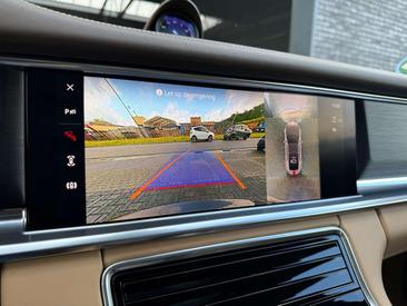 Porsche Panamera 4 E-Hybrid — photo 32