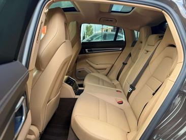 Porsche Panamera 4 E-Hybrid — photo 36