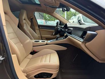 Porsche Panamera 4 E-Hybrid — photo 40