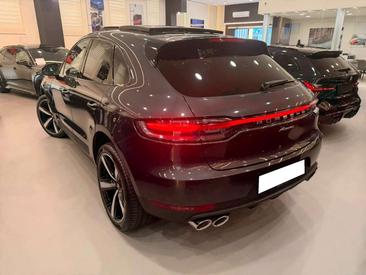Porsche Macan — photo 13