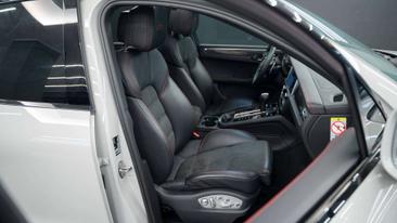 Porsche Macan I GTS — photo 14