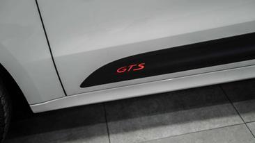 Porsche Macan I GTS — photo 17