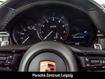 Porsche Macan I GTS — photo 25