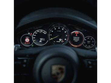 Porsche Panamera 4S E-Hybrid — photo 18