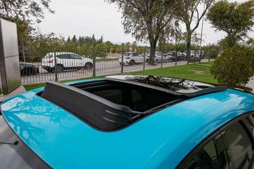 Porsche Macan — photo 11