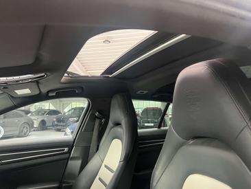 Porsche Panamera 4 E-Hybrid — photo 10
