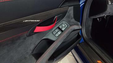Porsche 718 Cayman GT4 — photo 8